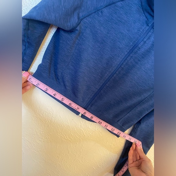 Alphalete sweater - Picture 10 of 10